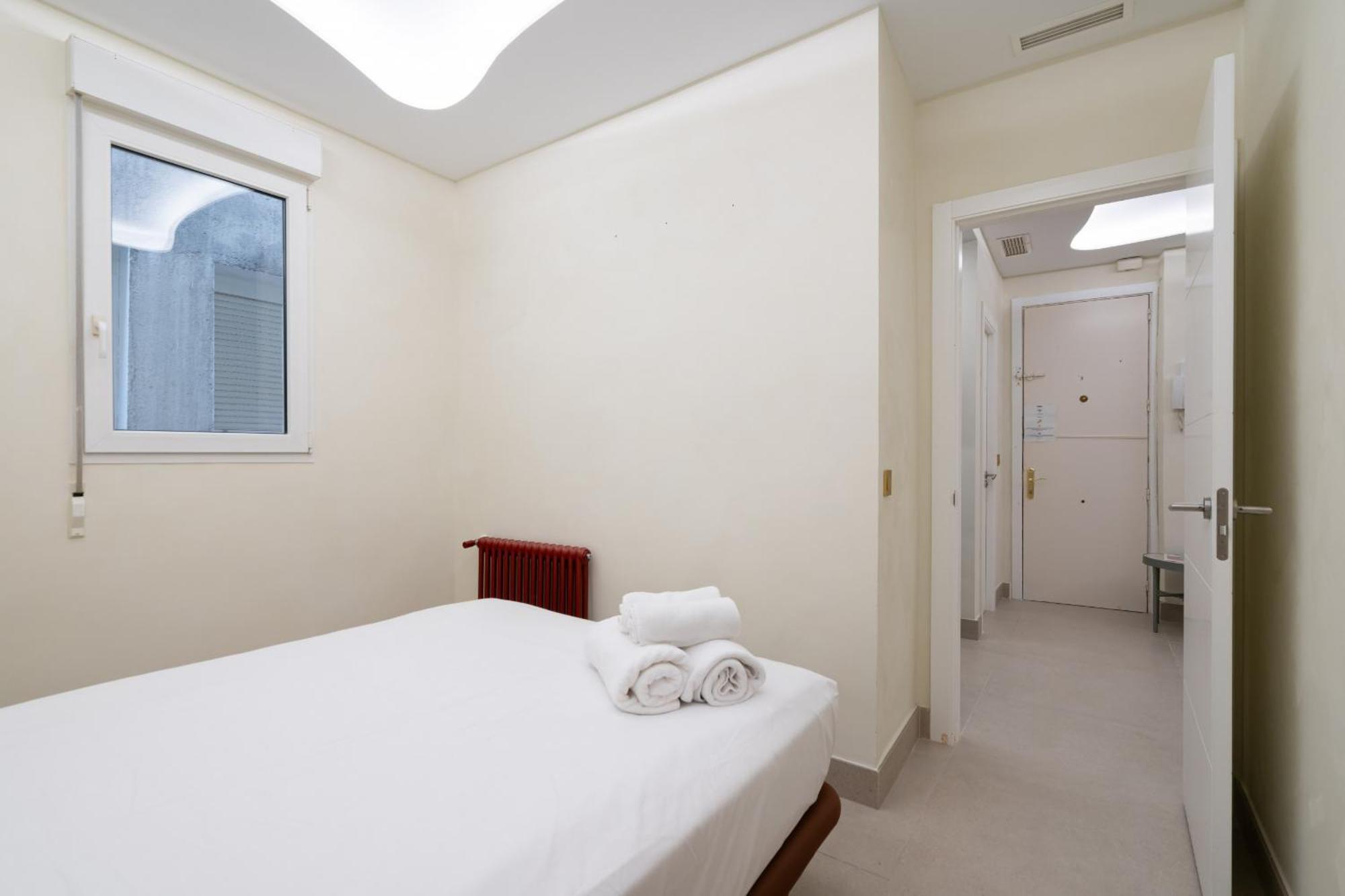 Apartamento Exclusivo En El Retiro Metro Ibiza Alquiler Temporal Madri Exterior foto